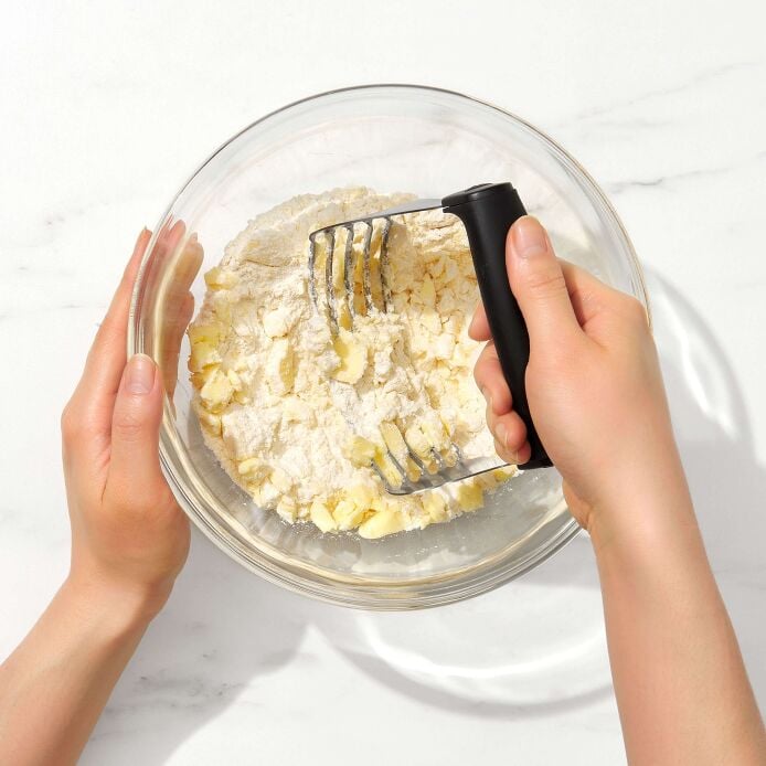 Dough Blender With Blades - US 2318