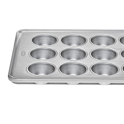 Non-Stick Pro Clear Coated 12 Cup Muffin Pan - US 0962